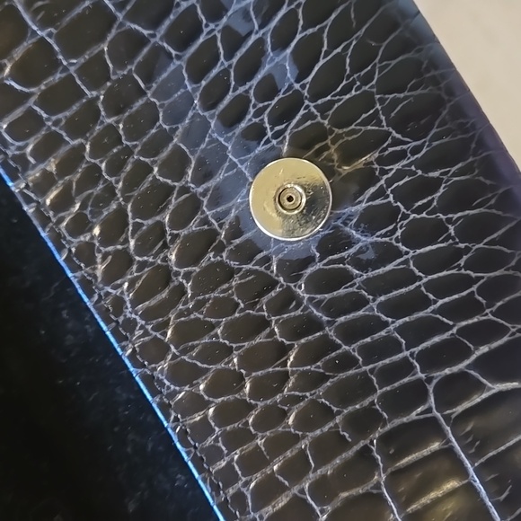 Brighton Unique and Stylish Eye-Wear Case - Picture 7 of 10